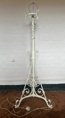 Gorgeous shabby chic wrought