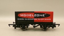 Hornby R6381 7 Plank Open