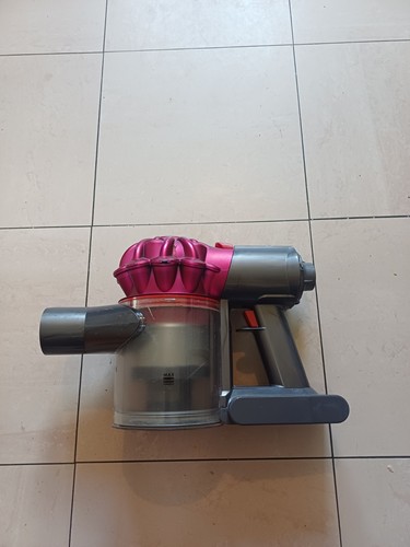 Dyson cordless vacuum - dyson, v7