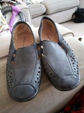 Women's Slip On Shoes Boulevard Size 8 Blue, Never Worn Kept In A Cupboard