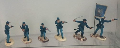 Britains deetail plastic - 6, x