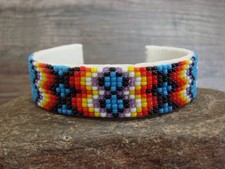 Native American Navajo Indian Hand Beaded 3/4" Bracelet by Cleveland