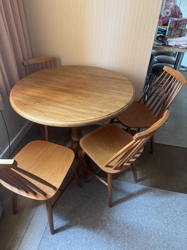 Round solid wood - solid, table