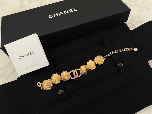 New authentic chanel - chanel, 23c