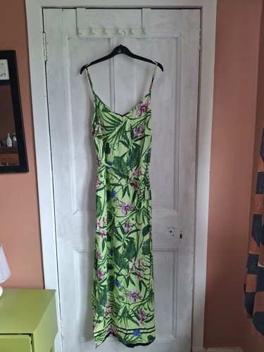 Dress - (size,