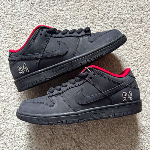 Supreme nike dunk - x,