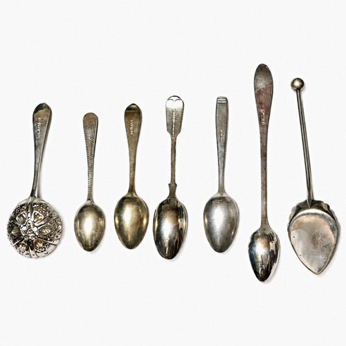 Mixed lot antique vintage - &,