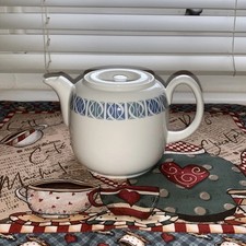 TUSCAN Fine English Bone China