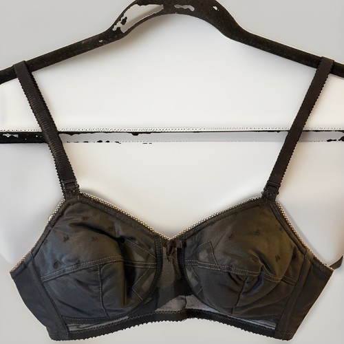 Vintage black bullet bra - bullet, young