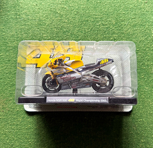 Valentino rossi vr46 18 - valentino,
