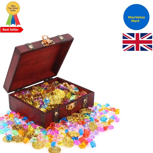 Golden pirate treasure chest - pirate,