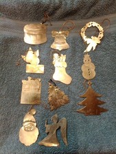 ELEVEN Christmas Tree Metal