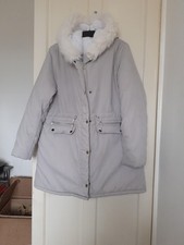 BNWOT Ladies Thick Padded Grey