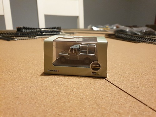 Oxford diecast land rover - oxford,