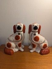 Pair Of Staffordshire Mantel Dogs Copper And White Ceramic Dogs