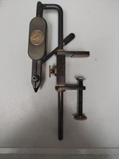 Regal Engineering Medallion Fly Tying Vive