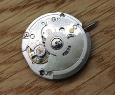 Seiko 7009A  Automatic Watch Movement - New - WORKING - Gold Balance Wheel