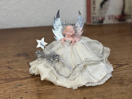 Small vintage hard plastic - small,