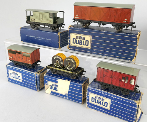 Hornby dublo wagons - hornby, d1