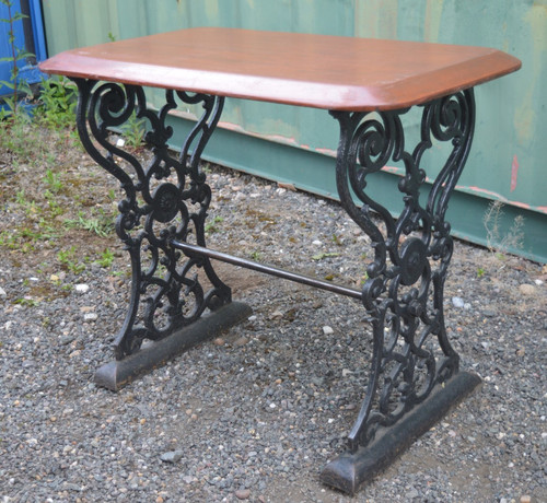 Vintage cast iron pub - cast, table