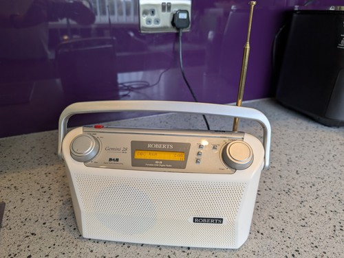 Roberts gemini portable dab - roberts, 28
