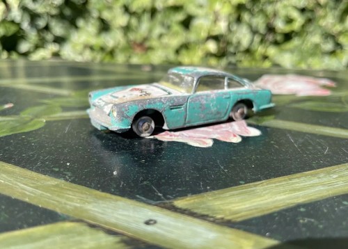 Vintage corgi aston - vintage,