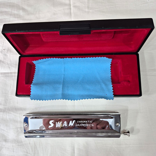 Swan 1664 chromatic harmonica - swan,