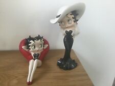 2x betty boop large figurines used