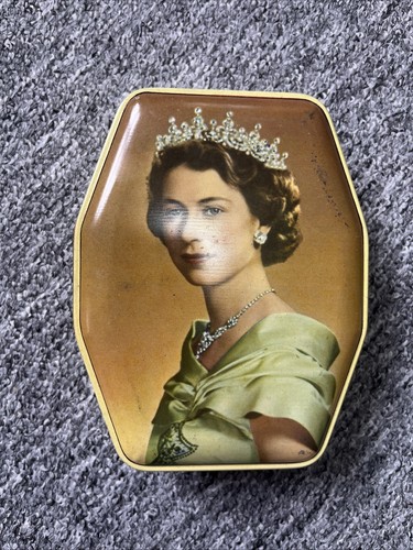 Queen elizabeth coronation - queen,