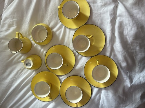 Crown ducal ware tea cups - ware,