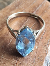 9ct gold ring large aquamarine - 9ct,