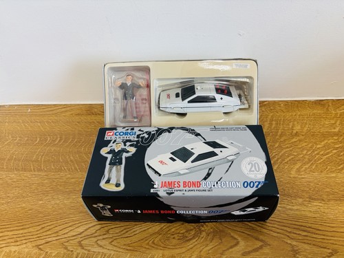 Corgi 65001 james bond - james,
