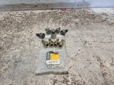 Renault Clio 3 Wheel Bolts / Nuts / Stud Set of X4  2006 OEM 8200565427