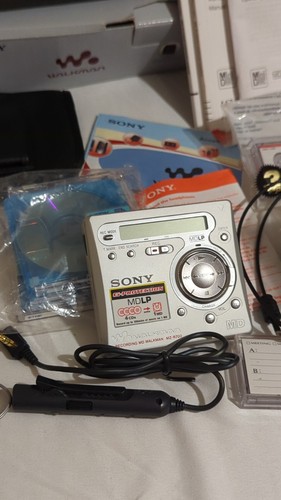 Sony r700 portable minidisc - sony,