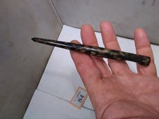Unusual Marbled Pen Quill Type
