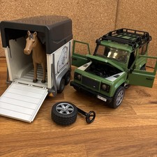 Bruder 1:16 Scale Land Rover
