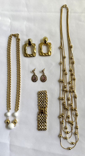 Vintage gold tone 80s career - vintage,
