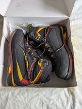 La Sportiva Trango Tower