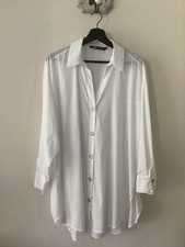 Ladies Zara White Oversized Shirt/Blouse with Gold Buttons, UK Size M, Good Con