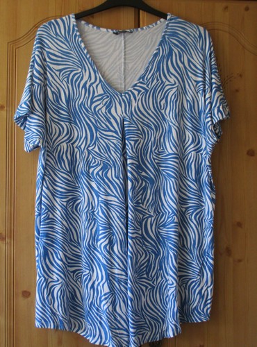 Ladies blue white print - blue,