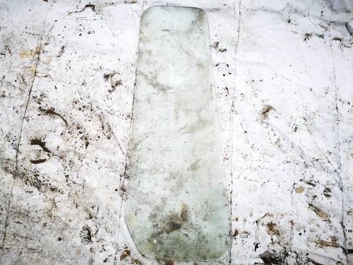 Corner quarter window - glass,