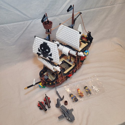 Lego creator pirate ship - creator:,