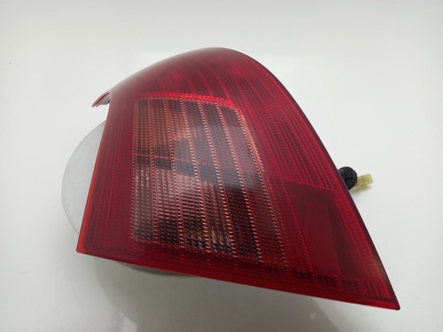 Suzuki swift tail light - suzuki,