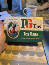 Vintage Brooke Bond PG Tips