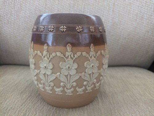 Royal doulton lambeth art - royal,