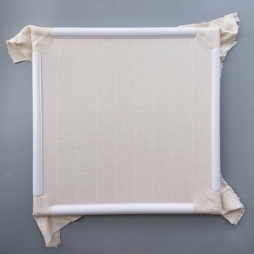Square tapestry scroll - square,