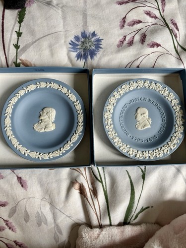 Wedgewood plates heads - wedgewood,