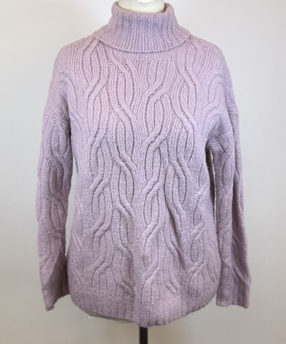 Lilac cable knit - lilac, neck