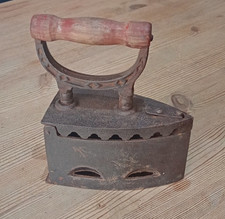 Large 7 1/2 inches long cast iron flat iron for hot coals & or slug