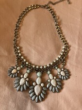necklace. costume jewellery statement piece pre owned 